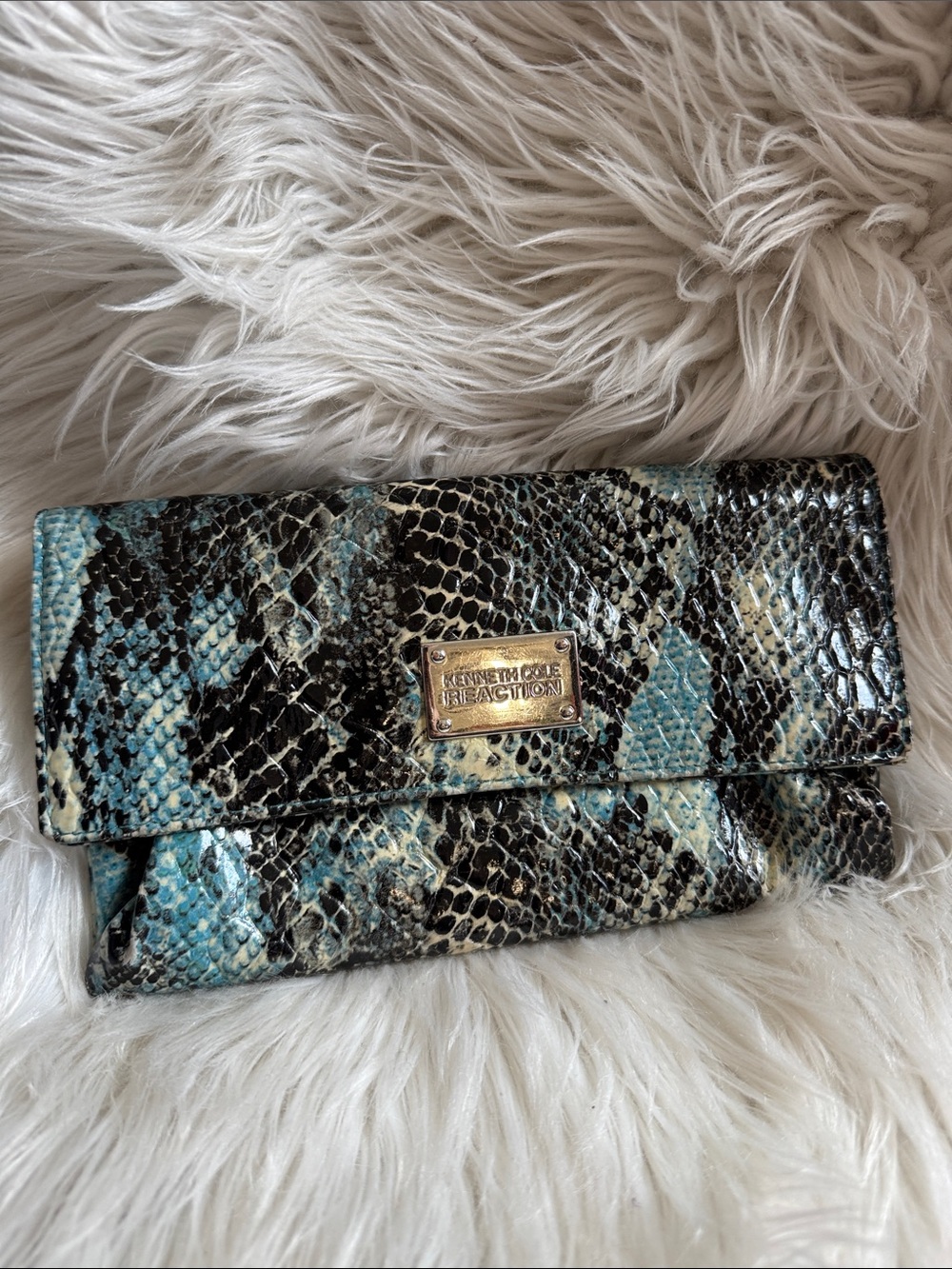 Kenneth Cole Reaction Y2K Blue & Black Snake-Print Clutch Wallet